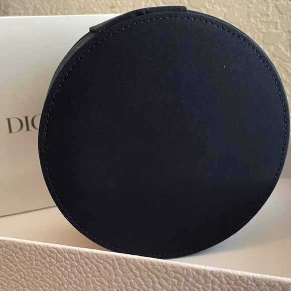 Dior Beaute Vanity Zip Round Cosmetic Makeup Mirror Case NEW IN BOX - Picture 7 of 11